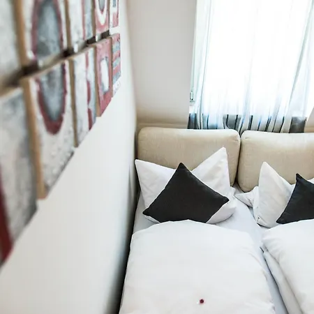 Hotel Domizil 4*